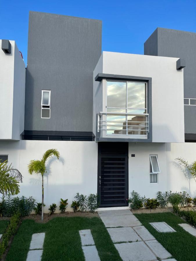 Casa Comoda Con Piscina Naranjo Esterno foto